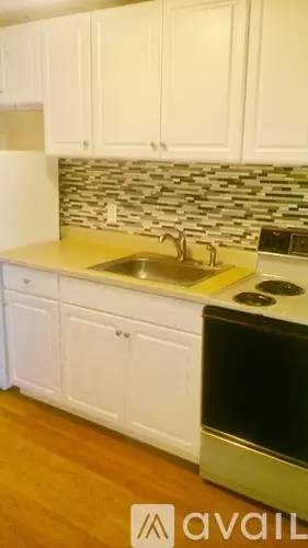 Main picture of 5124 Seattle Ave SW