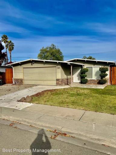 Main picture of 780 Mariposa Ave