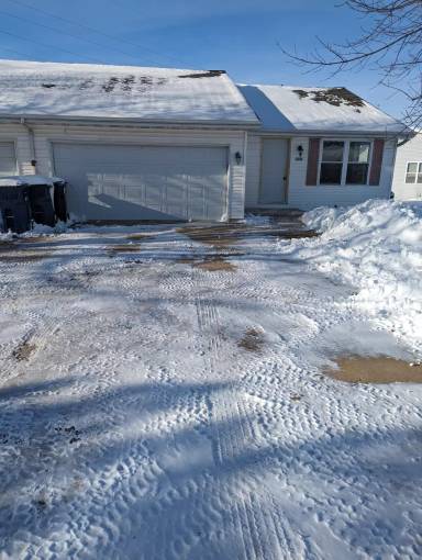 Main picture of 2949 Popplewood Ct