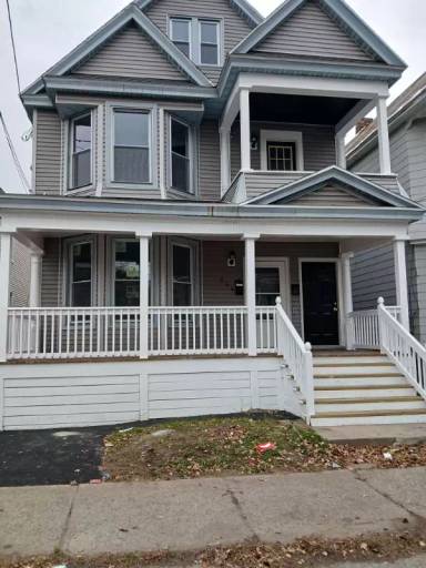 Main picture of 938 Albany St