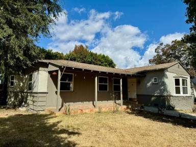 Main picture of 12003 Hartsook St
