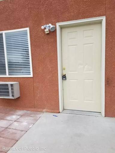 Main picture of 1719 Oakshire Ln