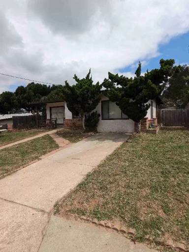 Main picture of 4051 Hegg St