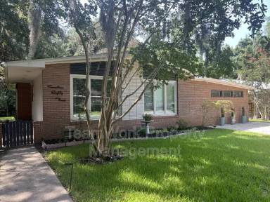 Main picture of 1783 Markham Rd