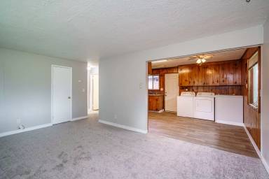 Main picture of 1904 W 22nd St