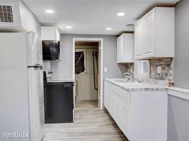 Main picture of 768 Lakewood Blvd