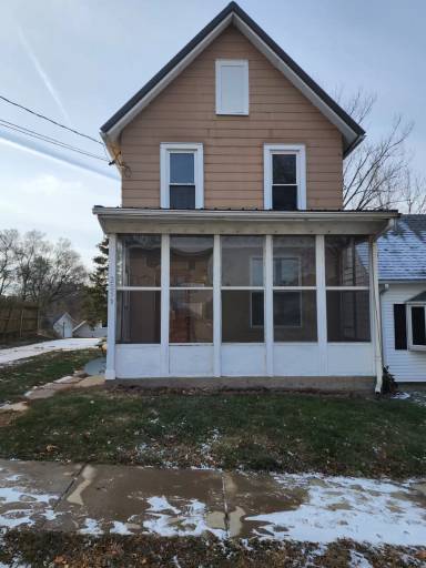 Main picture of 2259 Schroeder St