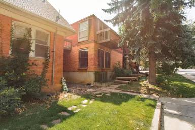 Main picture of 604 Marine St