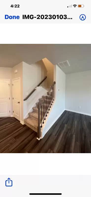 Main picture of 110 W Sierra Dr