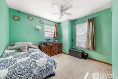 Main picture of 1817 S Hamlin Ln