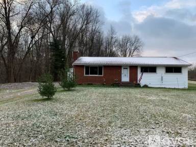 Main picture of 2588 E Turkeyfoot Lake Rd