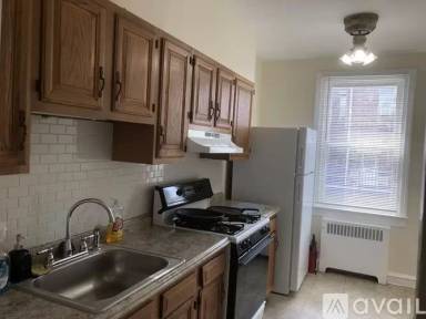 Main picture of 4500 Teesdale St