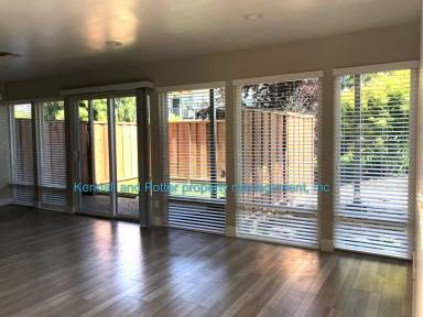 Main picture of 56 Seacliff Dr