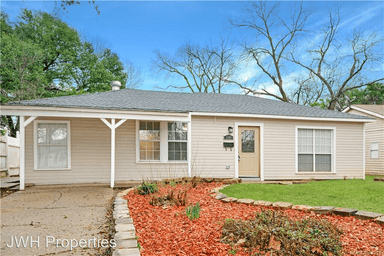 Main picture of 1348 Michael St