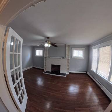 Main picture of 740-742 Capital Ave
