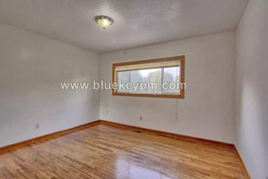 Main picture of 7505 NW 10th Ave