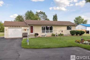 Main picture of 16933 Highway 65 NE