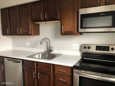 Main picture of 218 S Pine Ave