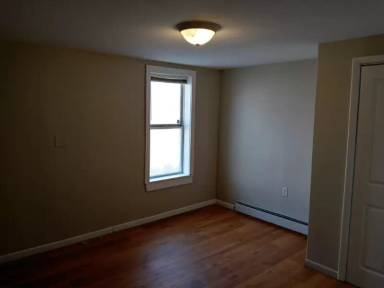 Main picture of 18 E Diamond Ave