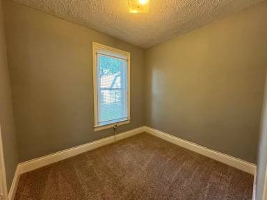 Main picture of 624-626 Scott St