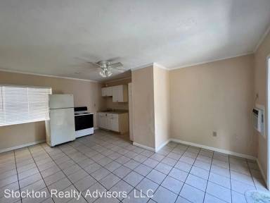 Main picture of 2011 Bayshore Rd