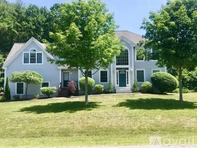 Main picture of 5 Sunnyfield Ln