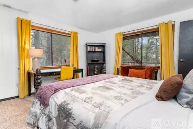 Main picture of 24166 Cresta Dr