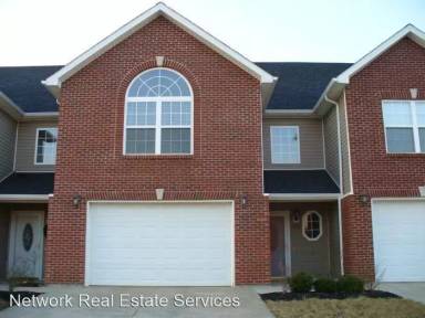 Main picture of 122 Twin Lakes Dr