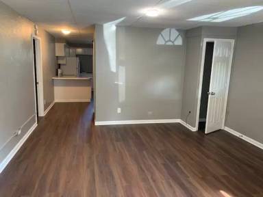 Main picture of 24 Helen Ave