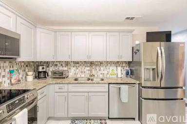 Main picture of 942 Boulder Dr