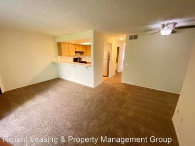Main picture of Canyon Country Racquet Club