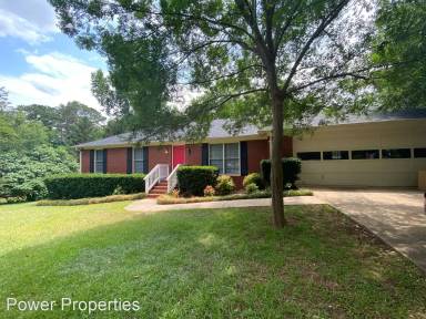 Main picture of 125 Honeytree Dr