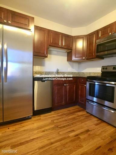 Main picture of 2124 W Foster Ave