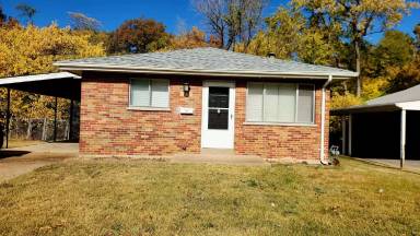 Main picture of 6657 Kenwood Dr