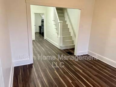 Main picture of 462 S Christian St