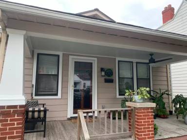 Main picture of 3313 Parkwood Ave