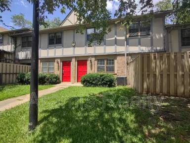 Main picture of Southern Oaks Apartments