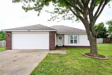 Main picture of 908 SW Terry Ln