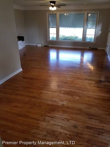 Main picture of 4437 Elmwood Rd