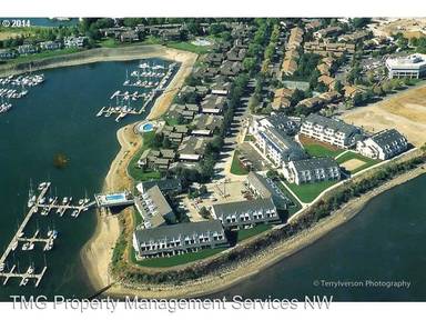 Main picture of 12002 N Jantzen Beach Ave