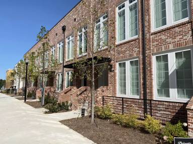 Main picture of 165 Devore Rd