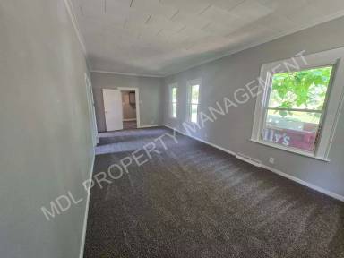 Main picture of 707 Lee St