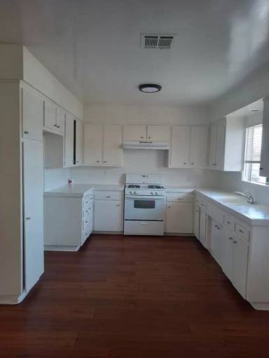 Main picture of 8190 Wheeler Ave