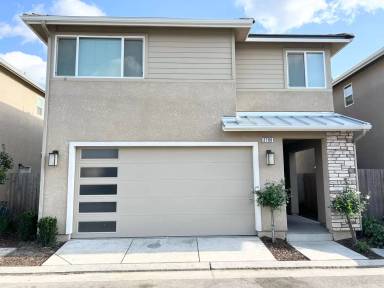 Main picture of 3783 Parkstone Way