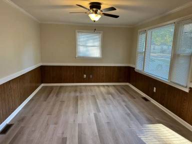 Main picture of 818 Adams Dr