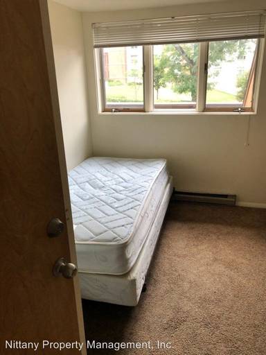Main picture of 512 E College Ave