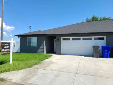 Main picture of 3016 N Gillis Rd