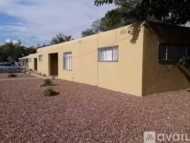 Main picture of 1904 Alvarado Dr NE