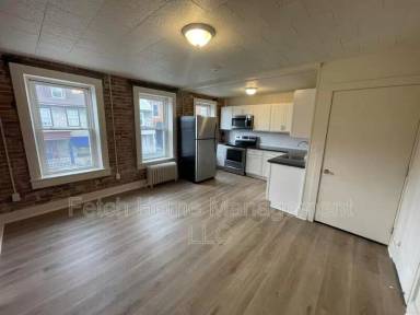 Main picture of 930 Cumberland St