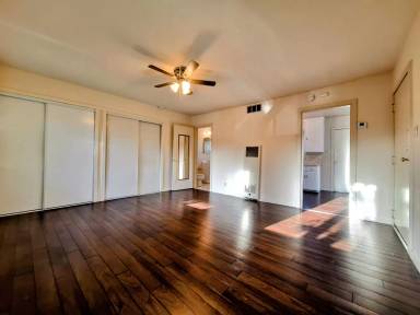 Main picture of 560 N 2nd St